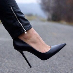 ZARA Leather Court Pump Heels Points Black